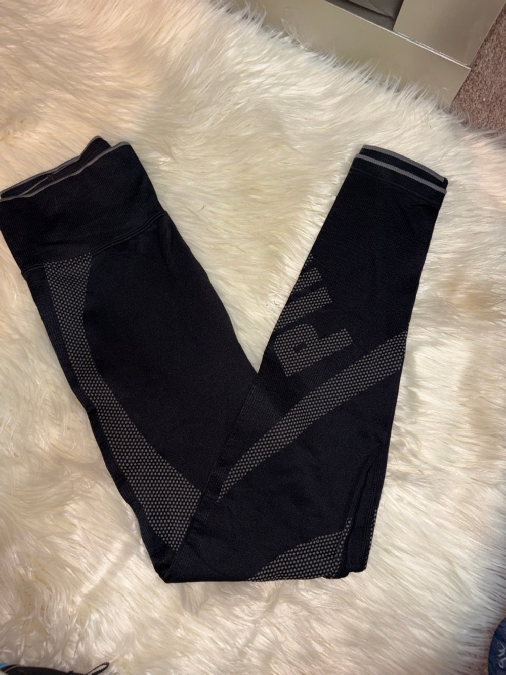 PINK Victoria's Secret Black Seamless Active Leggings